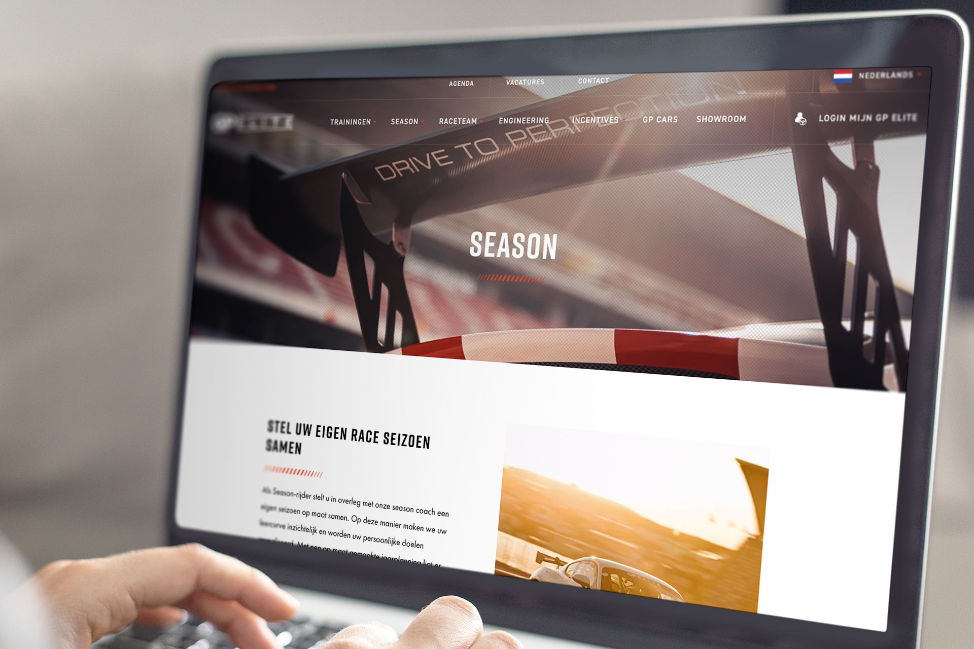 een tablet met een scherm